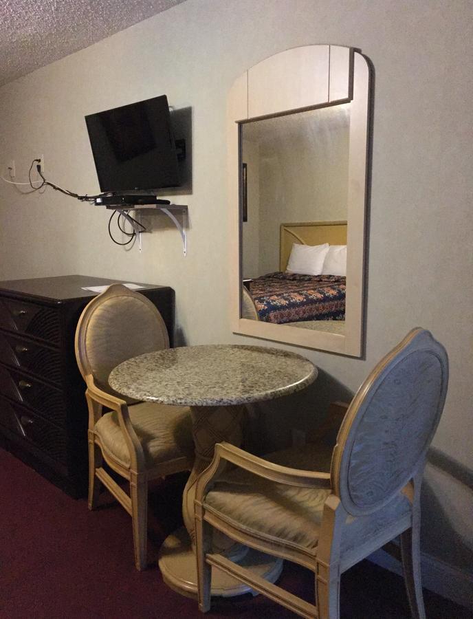 Scottish Inn & Suites Absecon Galloway Esterno foto